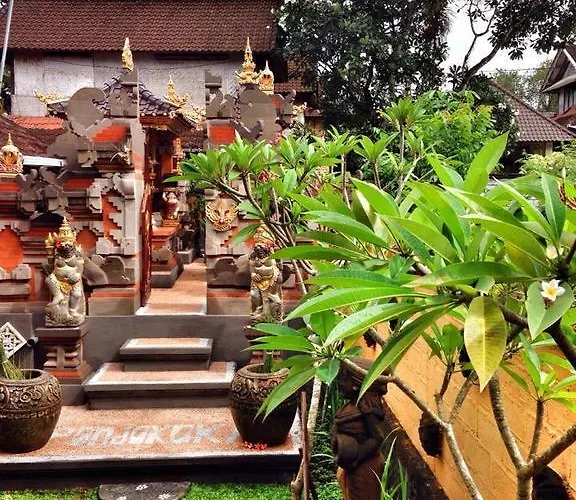 Pondok Oka Homestay