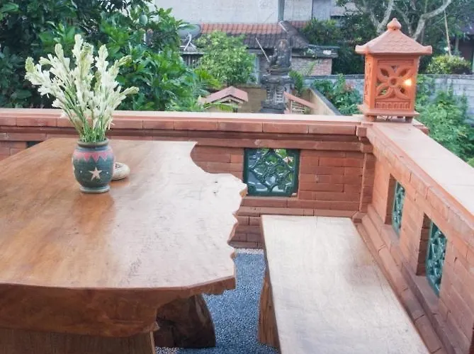 بيت ضيافة Pondok Oka Homestay