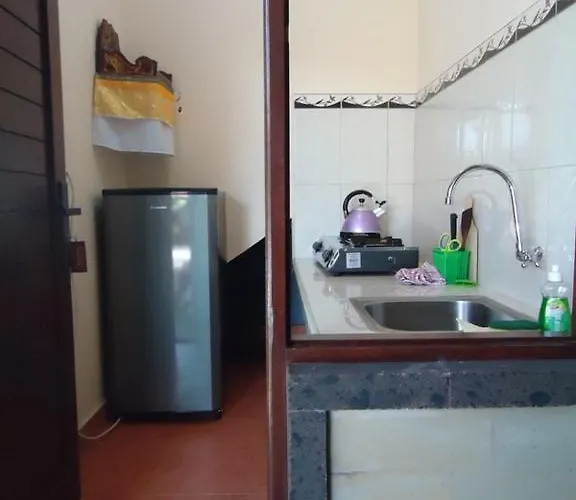 Pondok Oka Homestay بيت ضيافة *