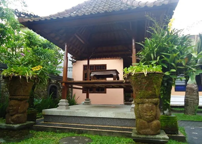 بيت ضيافة Pondok Oka Homestay *