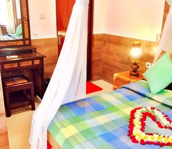 Pondok Oka Homestay بيت ضيافة